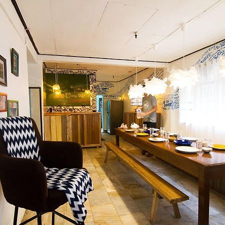 Go Surfari House Hostel Baler Buitenkant foto
