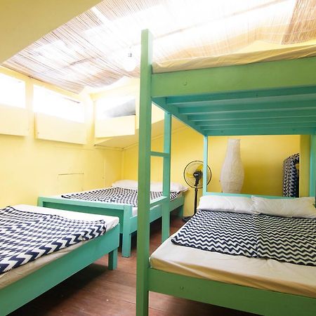 Go Surfari House Hostel Baler Buitenkant foto