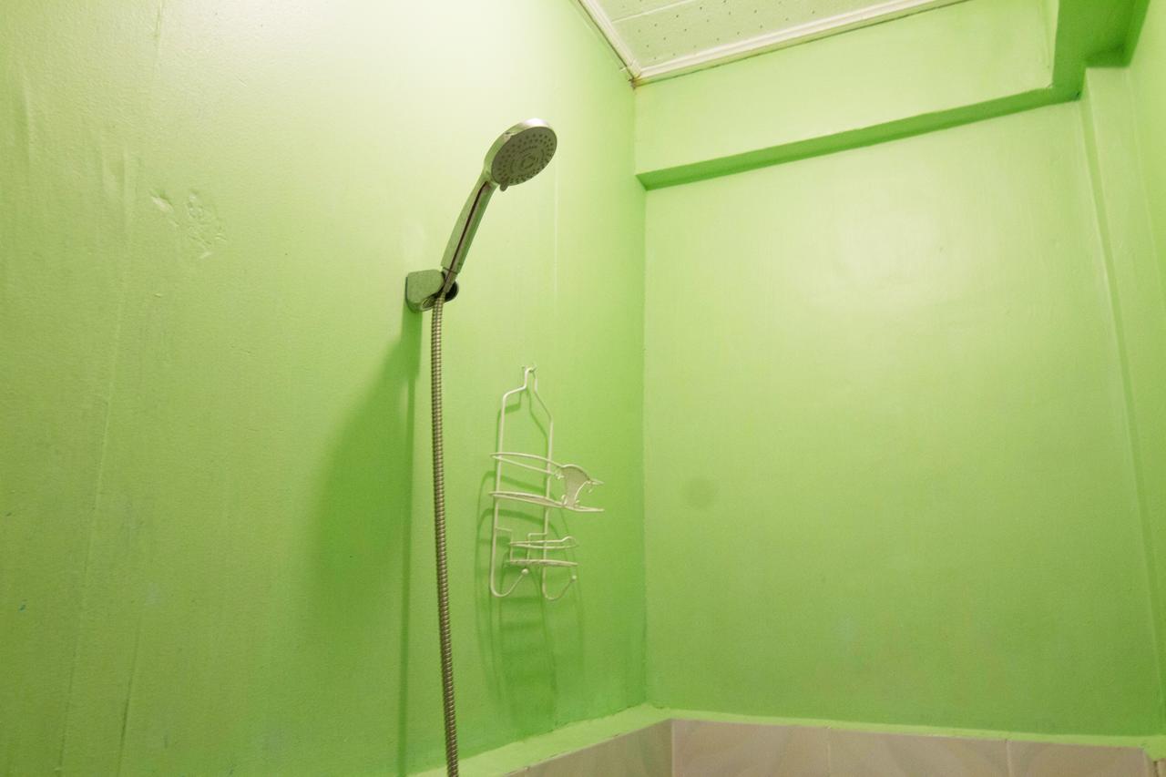 Go Surfari House Hostel Baler Buitenkant foto
