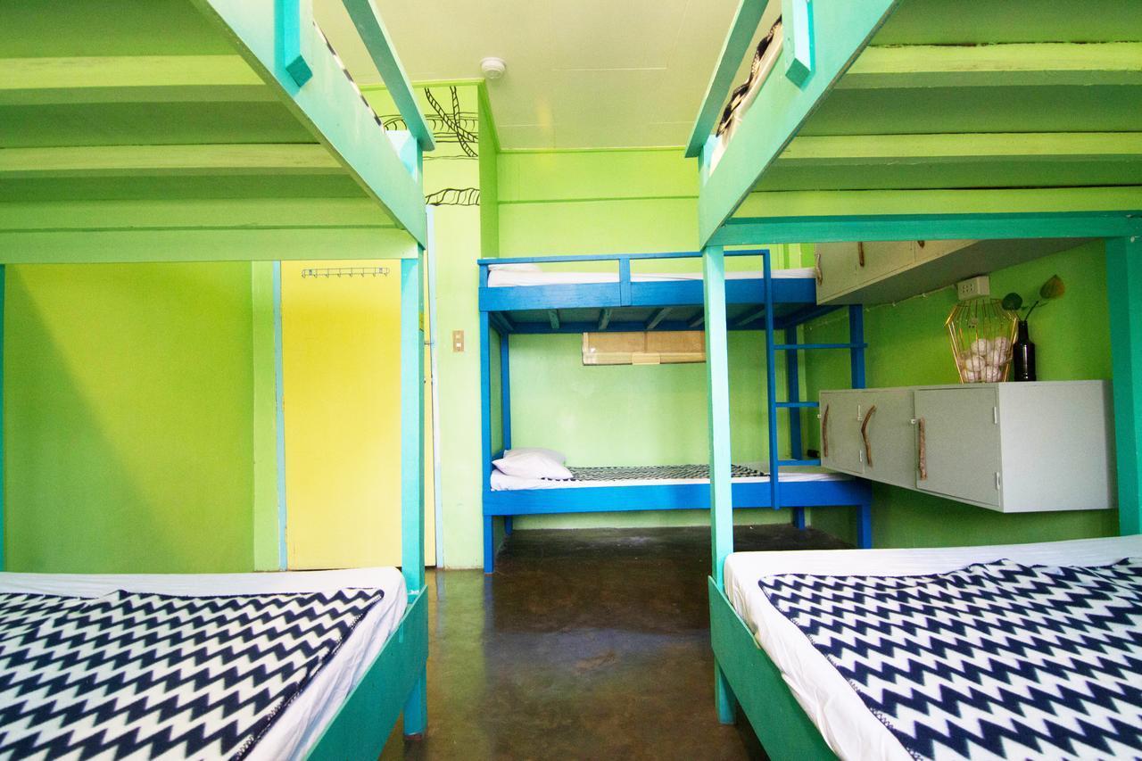 Go Surfari House Hostel Baler Buitenkant foto